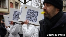 Против QR-кодов. Иллюстративное фото