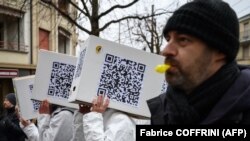 Акция протеста против QR-кодов (иллюстративное фото)