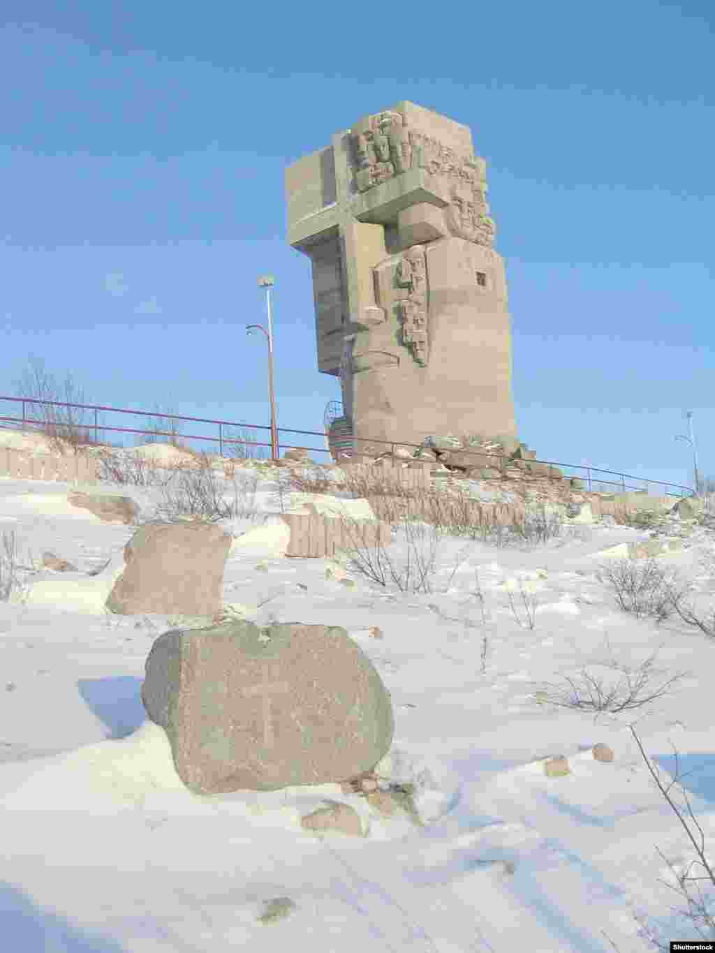 Mask of sorrow monument to victims of political repression, in November 26, 2005, in Magadan, Russia. Landmark of the city of Magadan.